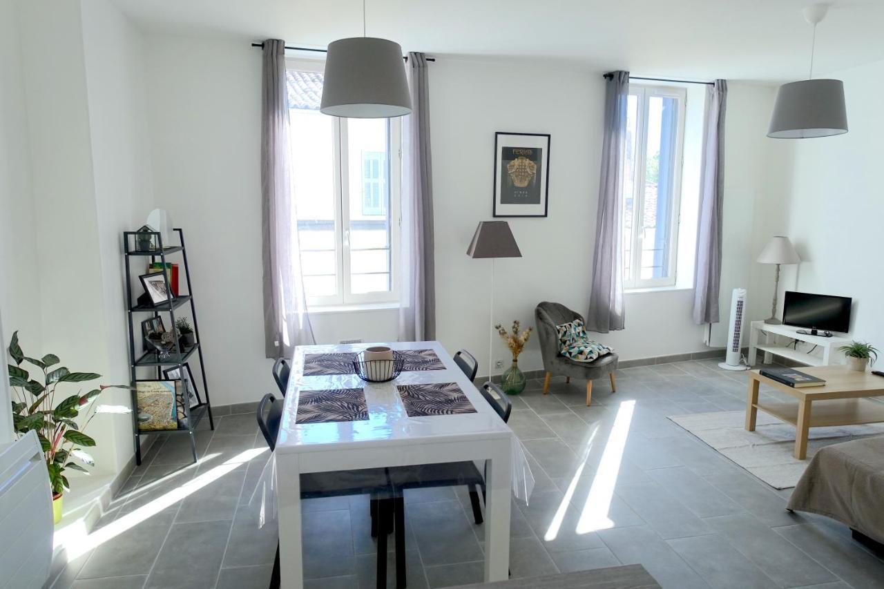 Maison Carree/Coeur Historique De Nimes - Superbe Appt 55M² Exteriér fotografie